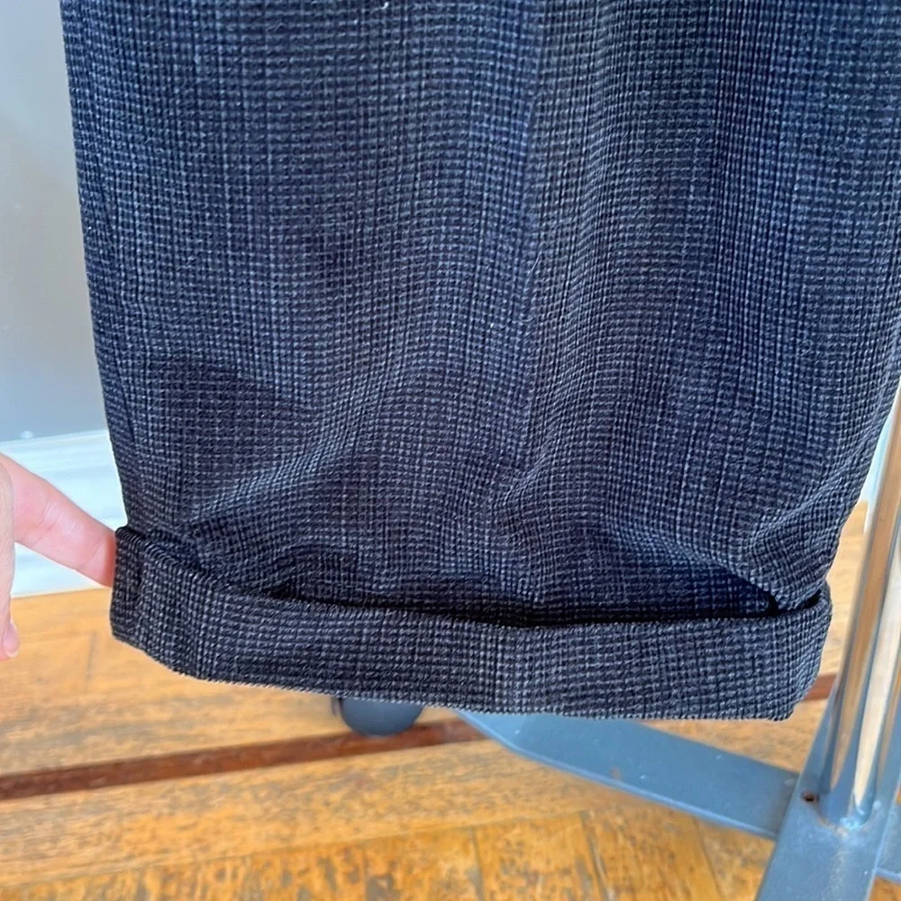 🚣‍♀️🐠Claiborne corduroy pants black cuffed 100% cotton 34 x 32